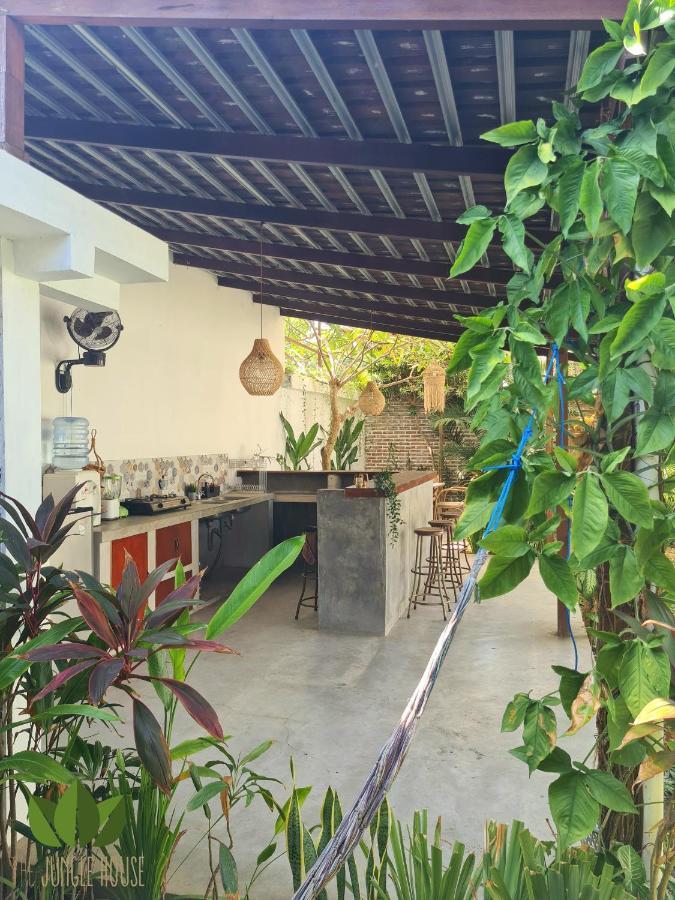 The Jungle House Hostel Canggu Exterior foto